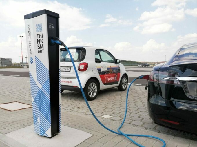 Messe Freiburg mit Lademöglichkeiten für Elektrofahrzeuge