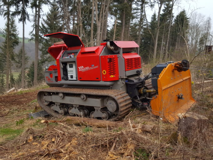 Modernste Technik für die Vorbereitung der Wiederaufforstung