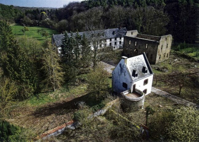 Flutschäden an Burg Gödersheim in Nideggen werden beseitigt